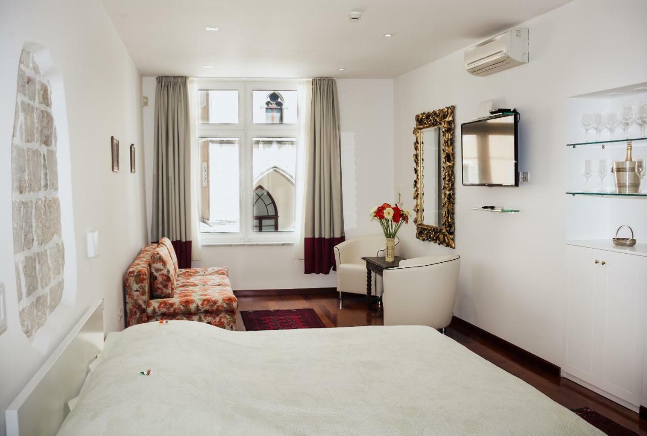 Old Square Studio Apartment 斯普利特 外观 照片